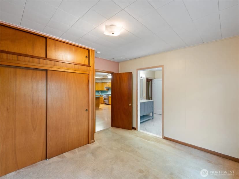 Property photo for 1409 B Avenue, Anacortes photo 14