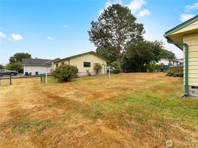 Property photo for 1409 B Avenue, Anacortes photo 33
