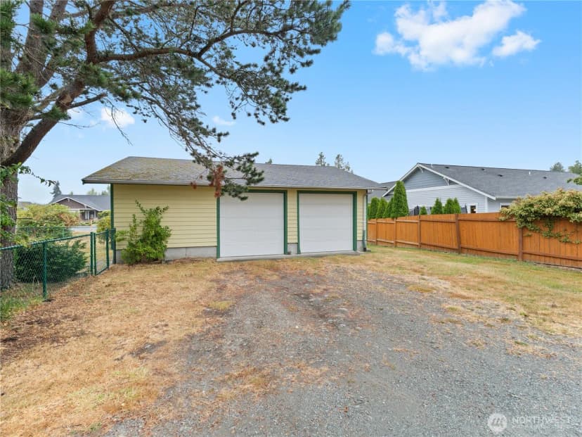 Property photo for 1409 B Avenue, Anacortes photo 35