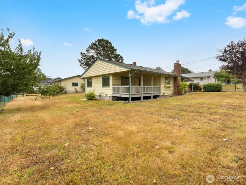 Property photo for 1409 B Avenue, Anacortes photo 34