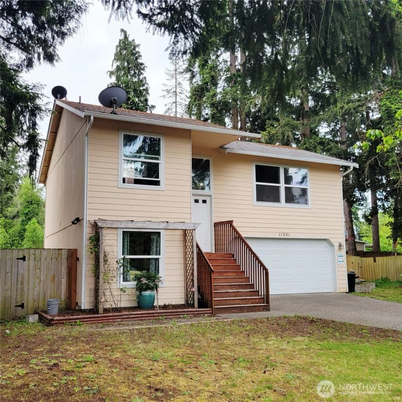 Property photo for 11301 199th Avenue E, Bonney Lake photo 3