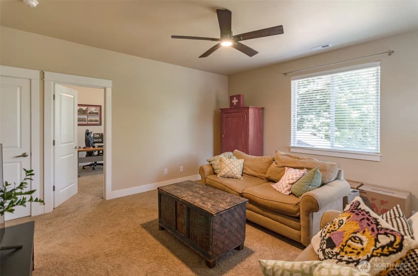 Property photo for 1390 89th Avenue Se, Tumwater photo 6