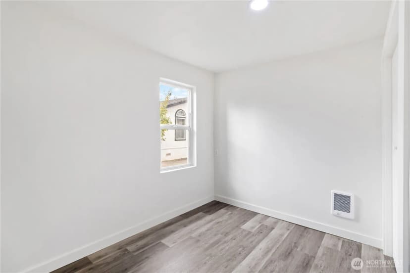 Property photo for 611 Ne Pioneer, Castle Rock photo 15