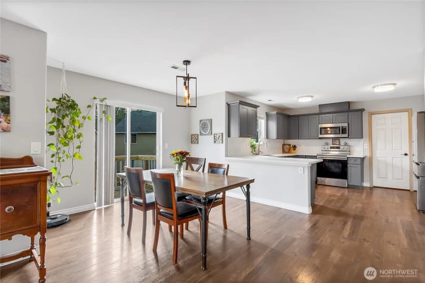 Property photo for 17808 114th Street Ct E, Bonney Lake photo 5