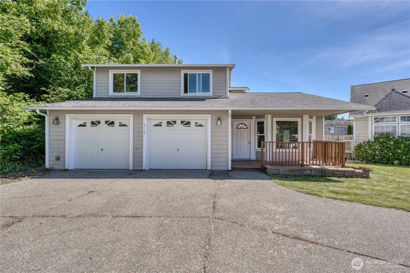 Property photo for 912 Eagle Crest Place, Port Orchard photo 3