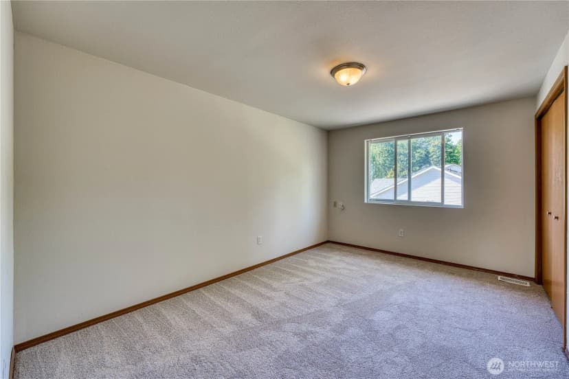 Property photo for 912 Eagle Crest Place, Port Orchard photo 18