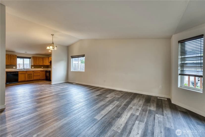 Property photo for 912 Eagle Crest Place, Port Orchard photo 8