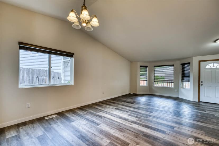 Property photo for 912 Eagle Crest Place, Port Orchard photo 15