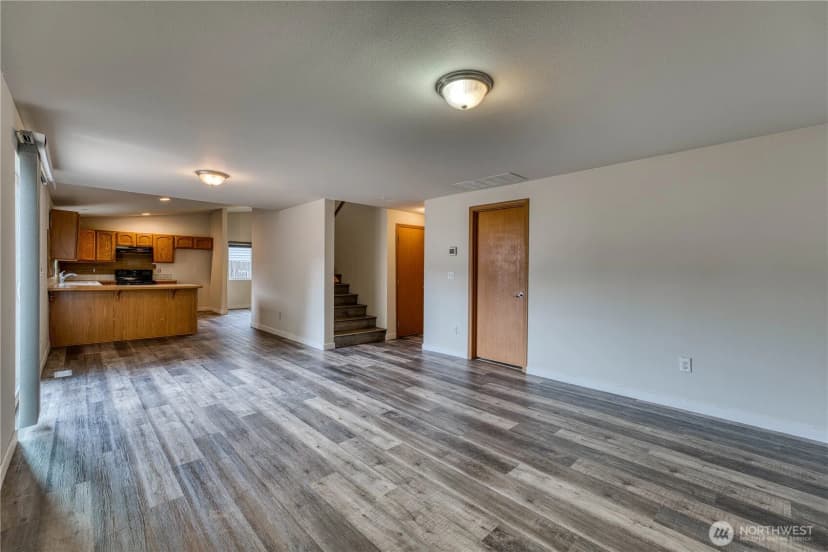 Property photo for 912 Eagle Crest Place, Port Orchard photo 13