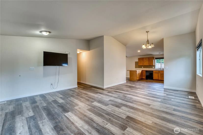 Property photo for 912 Eagle Crest Place, Port Orchard photo 11