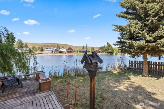 Property photo for 741 Twin Lakes Road, Cle Elum photo 2
