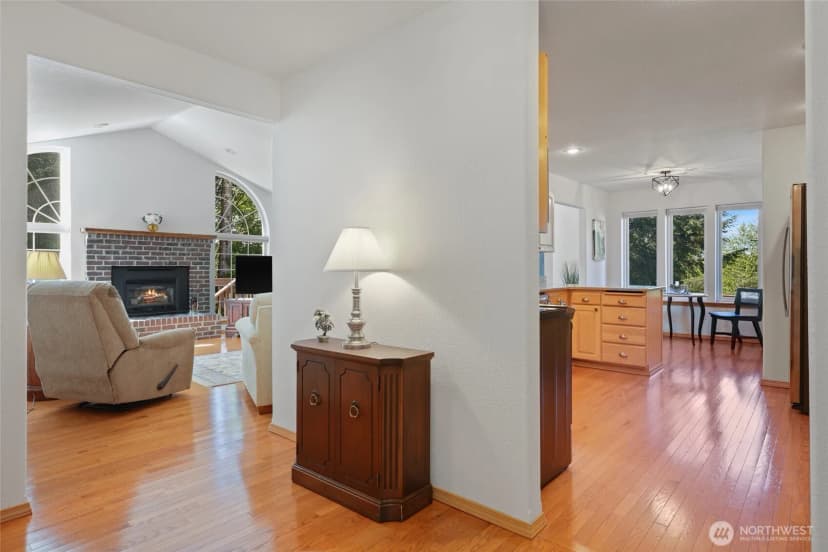 Property photo for 1126 Hill Court, Cosmopolis photo 7