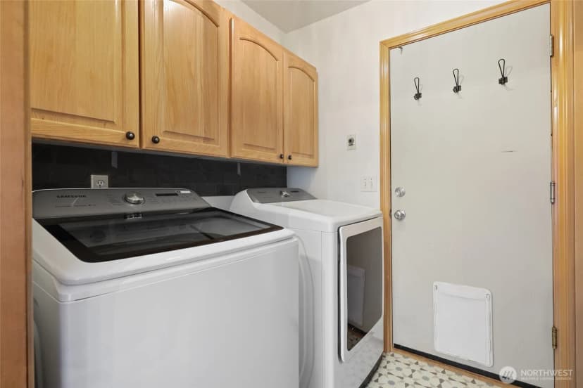 Property photo for 1126 Hill Court, Cosmopolis photo 20