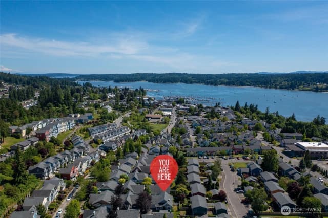Property photo for 221 Ne Honey Locust Court, Poulsbo photo 4