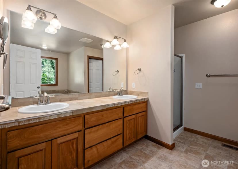 Property photo for 3210 275th Street Ne, Arlington photo 27