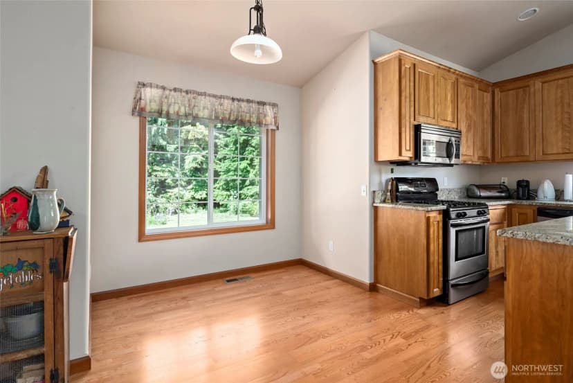 Property photo for 3210 275th Street Ne, Arlington photo 14