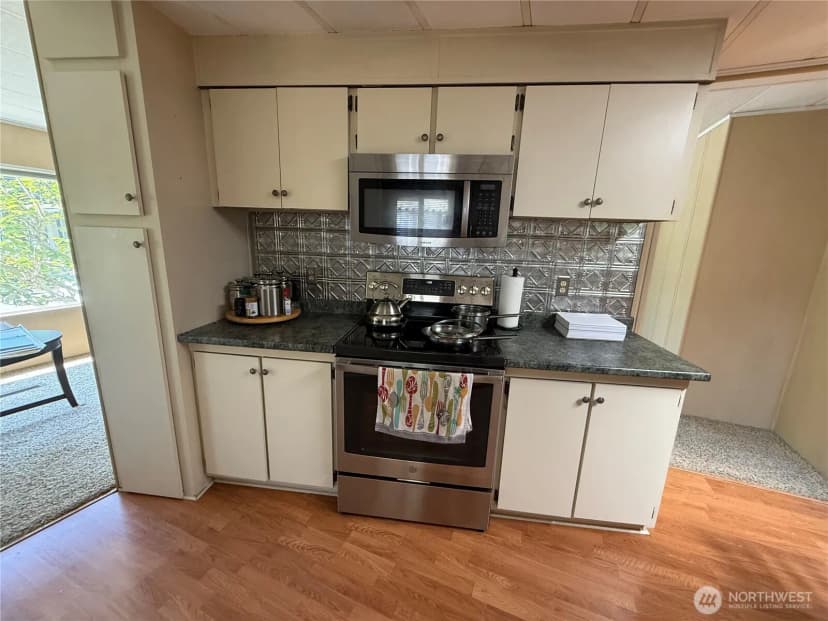 Property photo for 1415 84th Street Se #196, Everett photo 9