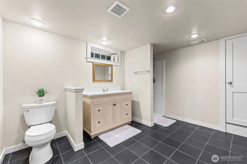 Property photo for 609 N I Street, Tacoma photo 35