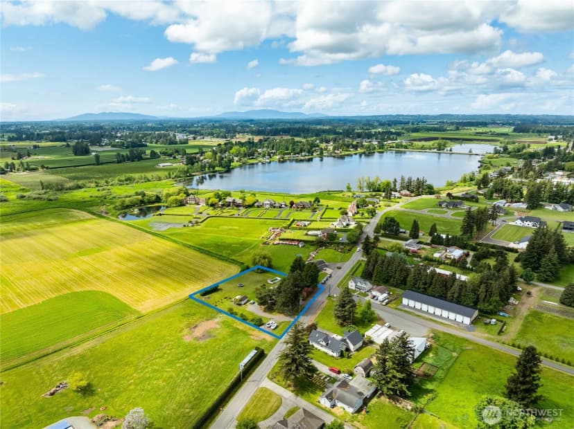 Property photo for 405 E Wiser Lake Road, Lynden photo 35