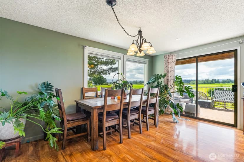 Property photo for 405 E Wiser Lake Road, Lynden photo 11