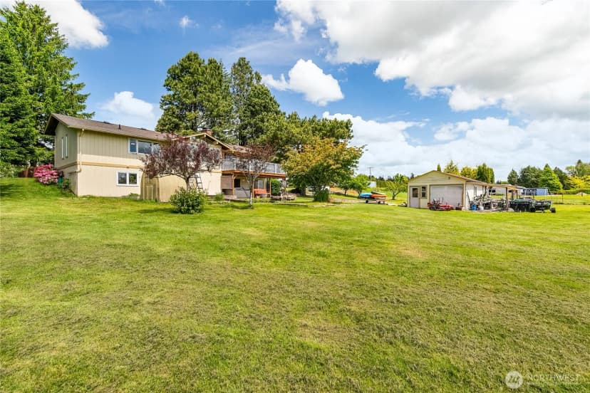 Property photo for 405 E Wiser Lake Road, Lynden photo 29