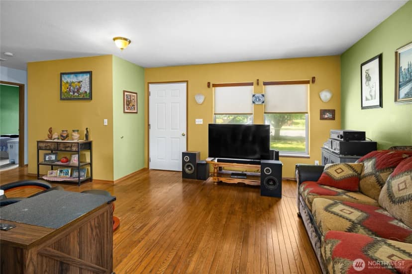 Property photo for 804 Seattle Avenue, Ellensburg photo 4