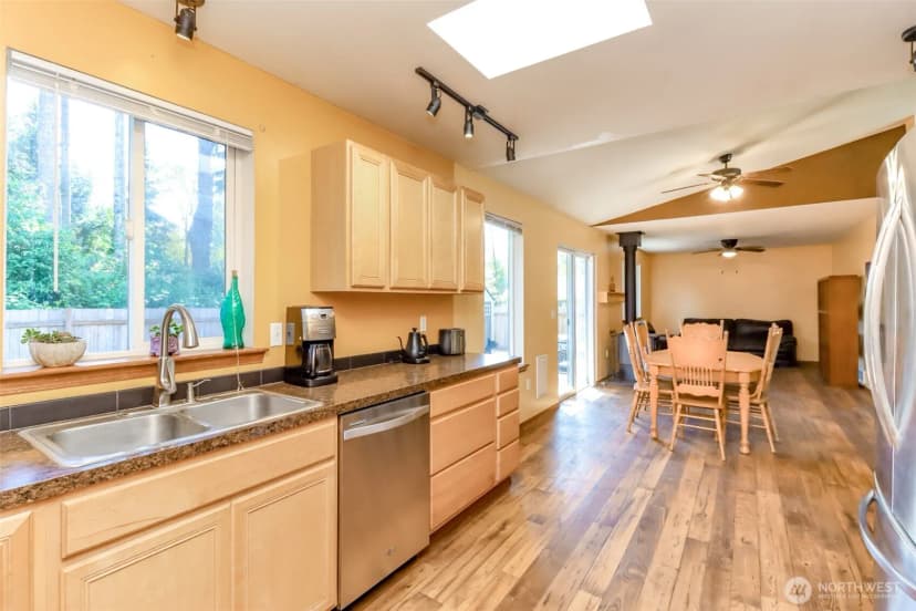 Property photo for 19612 17th Street Sw, Lakebay photo 19