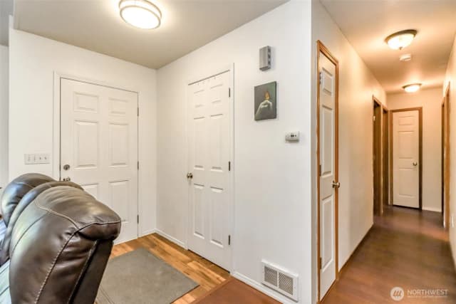 Property photo for 19612 17th Street Sw, Lakebay photo 4