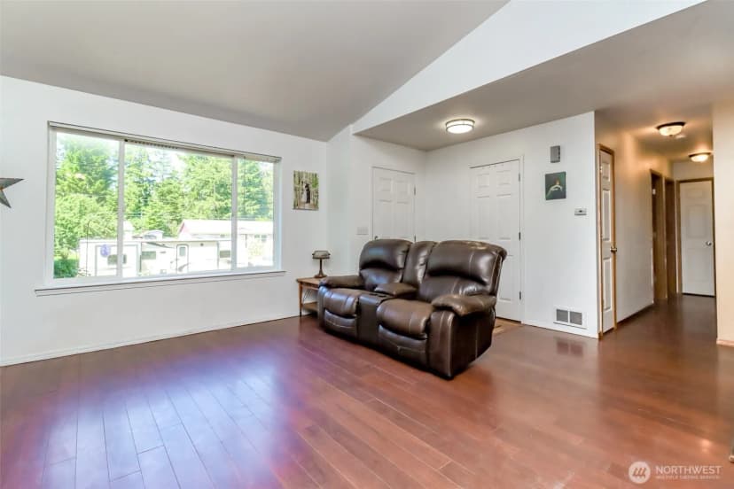 Property photo for 19612 17th Street Sw, Lakebay photo 11