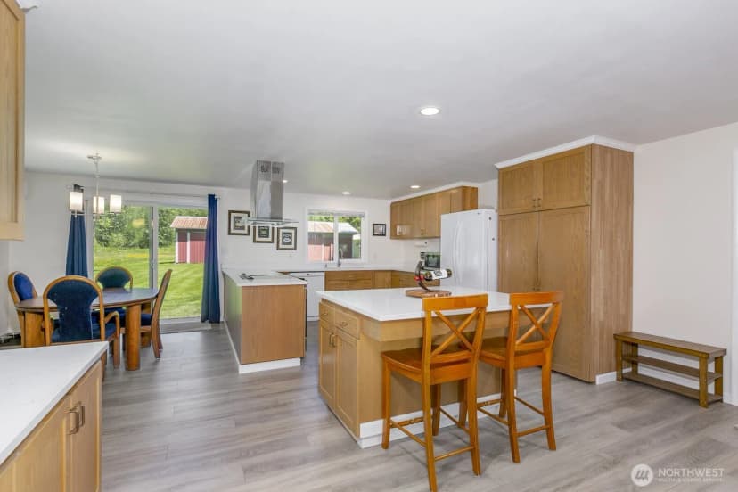Property photo for 21709 Jordan Road, Arlington photo 10
