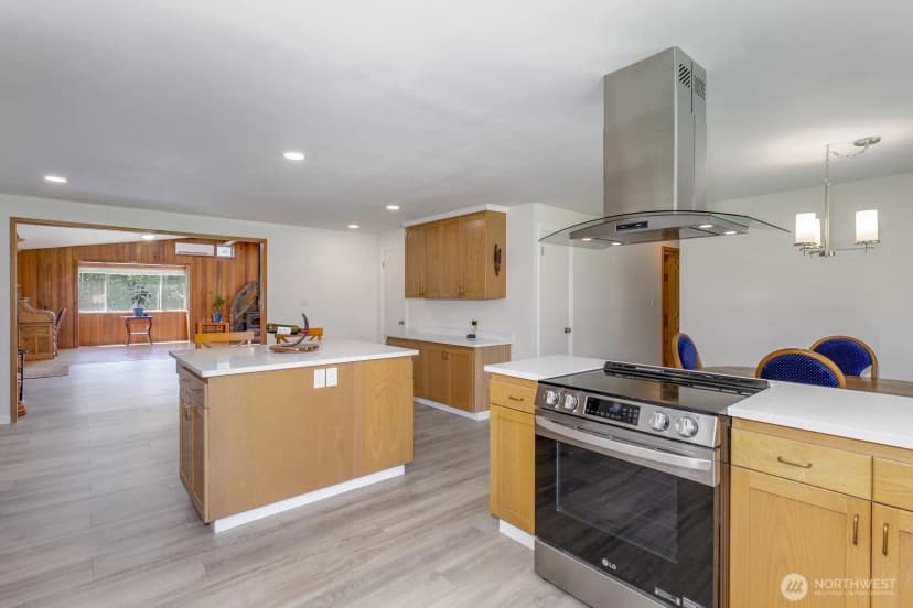 Property photo for 21709 Jordan Road, Arlington photo 15