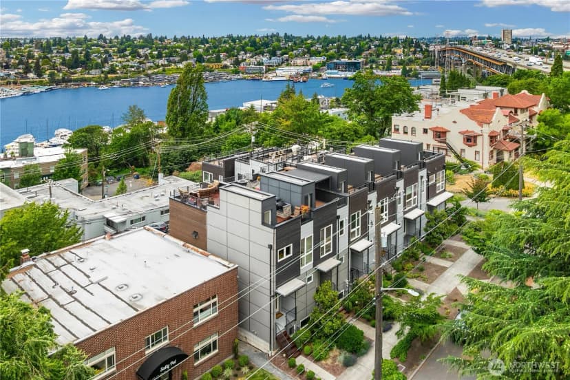 Property photo for 2843 Franklin Avenue E, Seattle photo 37