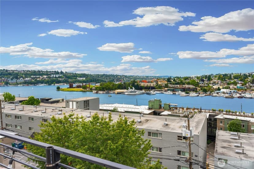 Property photo for 2843 Franklin Avenue E, Seattle photo 26