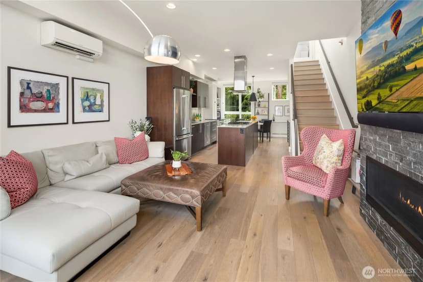 Property photo for 2843 Franklin Avenue E, Seattle photo 6