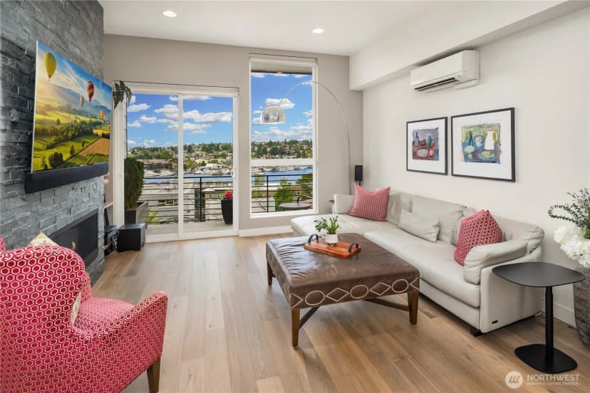 Property photo for 2843 Franklin Avenue E, Seattle photo 12