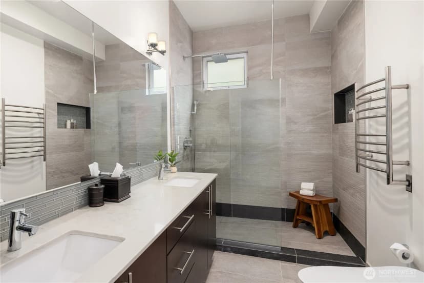Property photo for 2843 Franklin Avenue E, Seattle photo 15