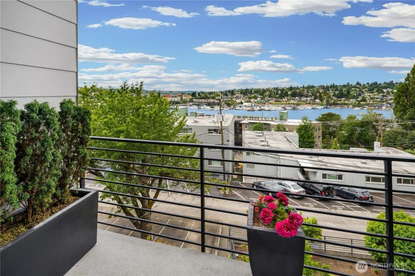 Property photo for 2843 Franklin Avenue E, Seattle photo 30