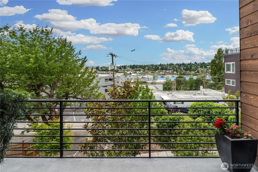 Property photo for 2843 Franklin Avenue E, Seattle photo 28