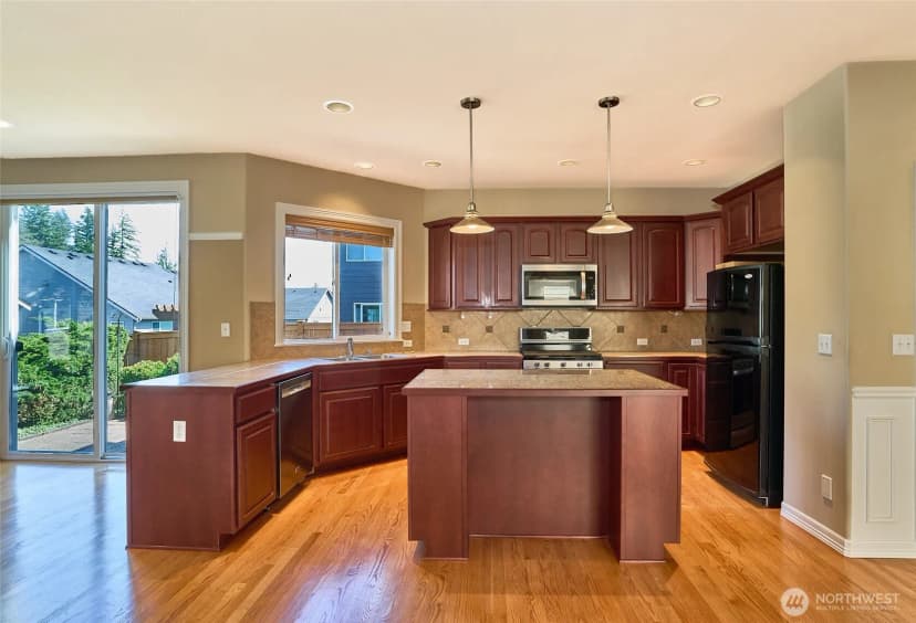 Property photo for 27006 229th Pl Se, Maple Valley photo 7