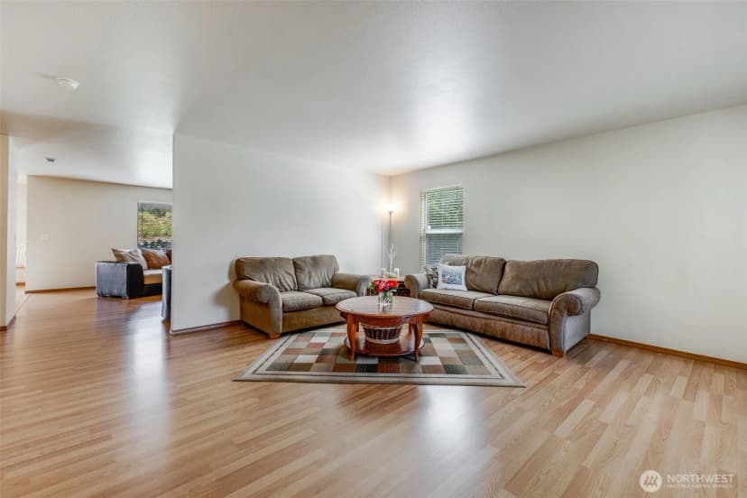 Property photo for 13201 122nd Avenue E, Puyallup photo 6