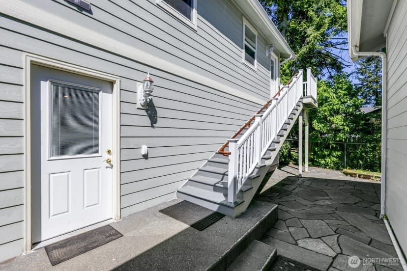 Property photo for 12001 20th Avenue Ne, Seattle photo 12