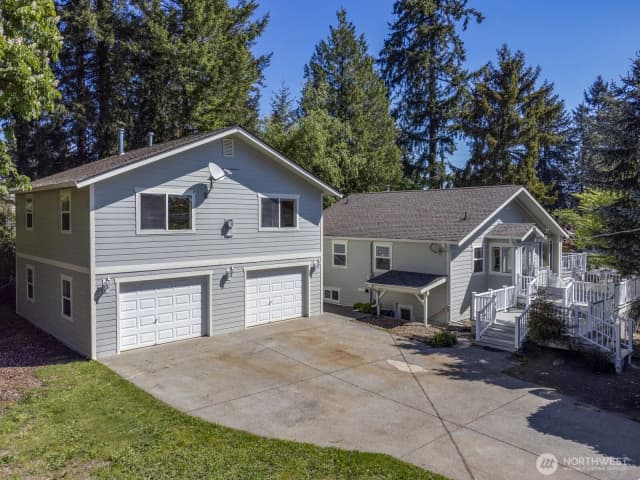 Property photo for 12001 20th Avenue Ne, Seattle photo 2