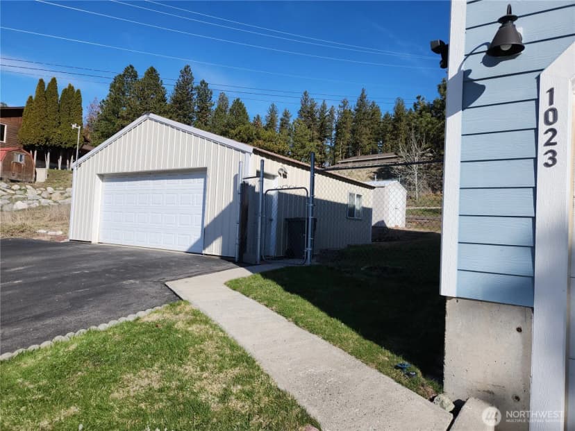 Property photo for 1023 N Adams Street, Republic photo 20