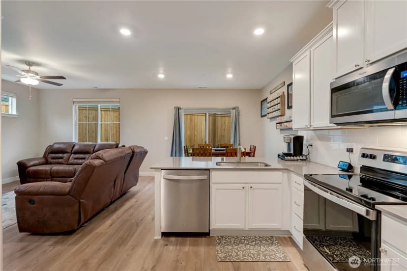 Property photo for 8323 E Gilman Avenue, Arlington photo 10