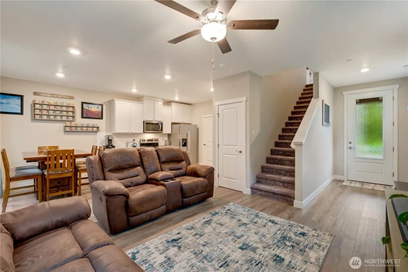 Property photo for 8323 E Gilman Avenue, Arlington photo 6
