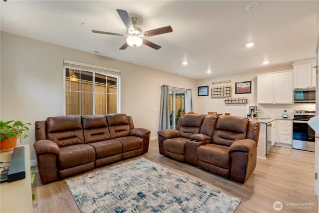 Property photo for 8323 E Gilman Avenue, Arlington photo 5