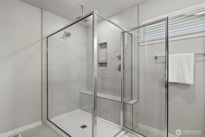 Property photo for 4502 Hibiscus Circle Sw, Port Orchard photo 26