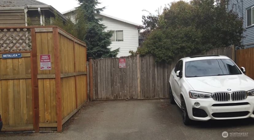 Property photo for 104 Ne 94th Street, Seattle photo 24