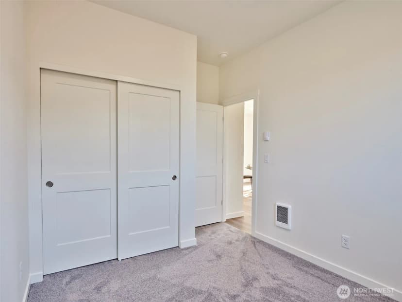 Property photo for 521 Kakela Road, Winlock photo 34