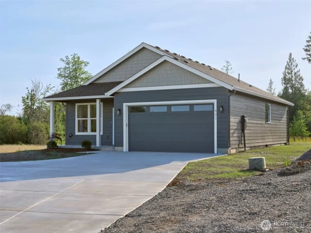 Property photo for 521 Kakela Road, Winlock photo 3